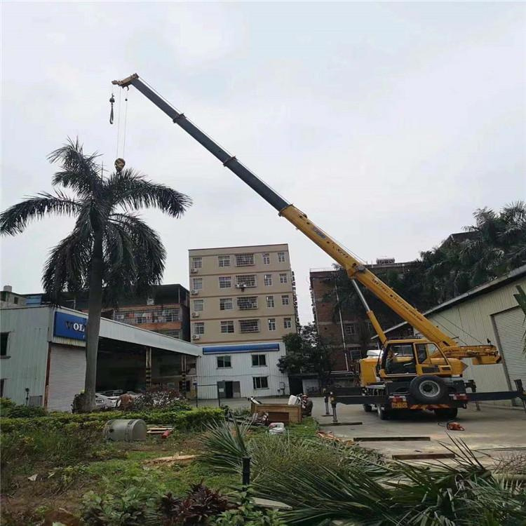 吴川12吨吊车出租一天的收费标准是什么