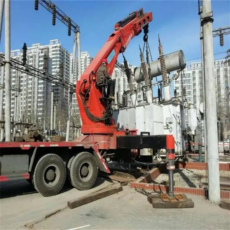 吴川就近吊车出租|工地厂房吊装设备租赁|24小时高效响应