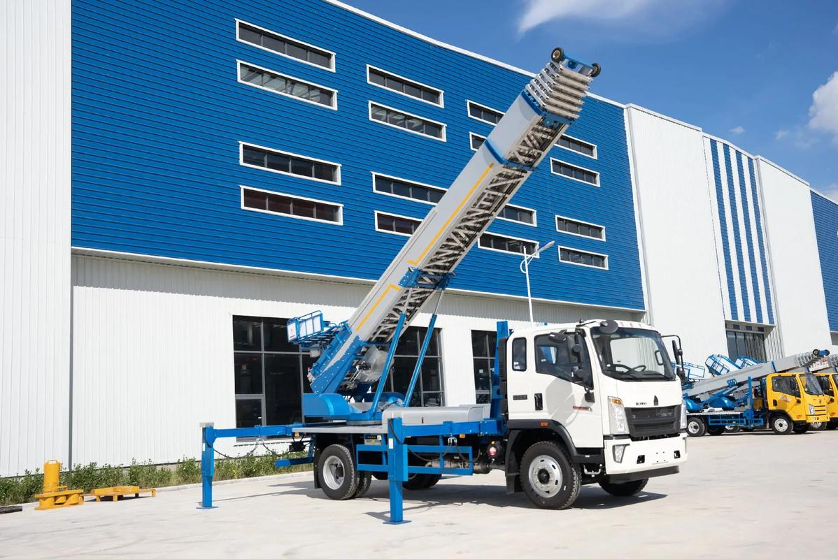 吴川小型云梯车上料车租赁多少钱