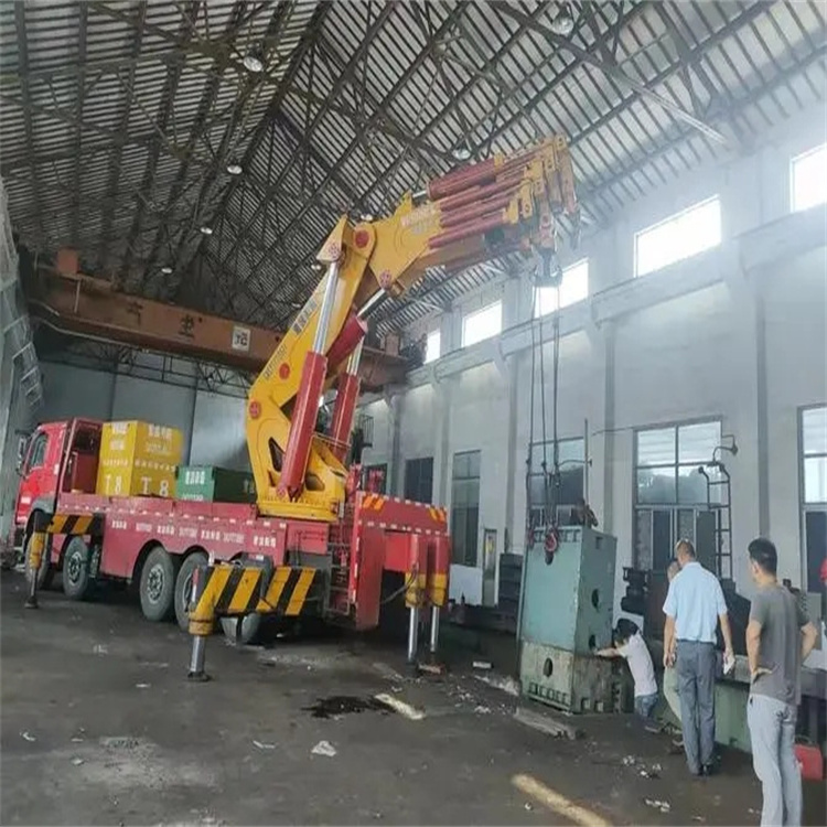 吴川速查！附近自卸吊车租赁电话及租赁全攻略